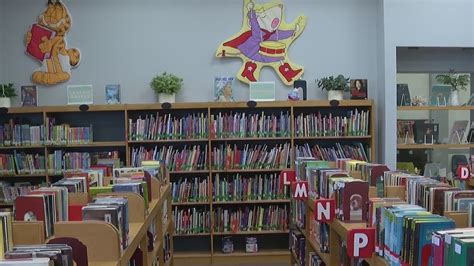 Judge rules on Texas law restricting books