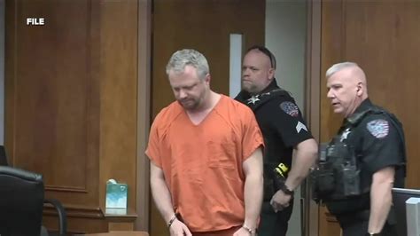 Judge sets $10M cash-only bond for Aurora dentist accused of poisoning, killing his wife