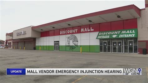 Judge to issue ruling for Little Village Discount Mall vendors