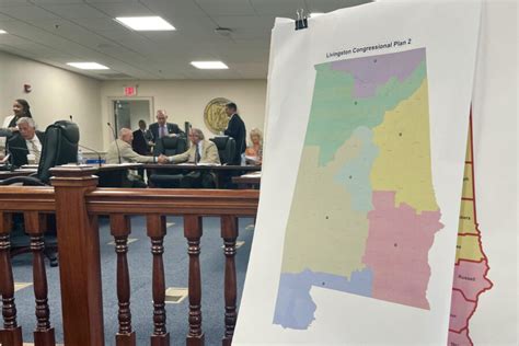 Judges refuse to pause order for Alabama to draw new congressional districts while state appeals