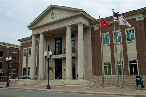 Williamson County, IL - Criminal and Civil files are current from 1