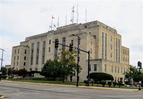 Decatur, IL 62523 (217) 425-7098; Visit Website; Learn More. Macoupin County Courthouse. Address 201 East Main Street Carlinville, IL 62626. 