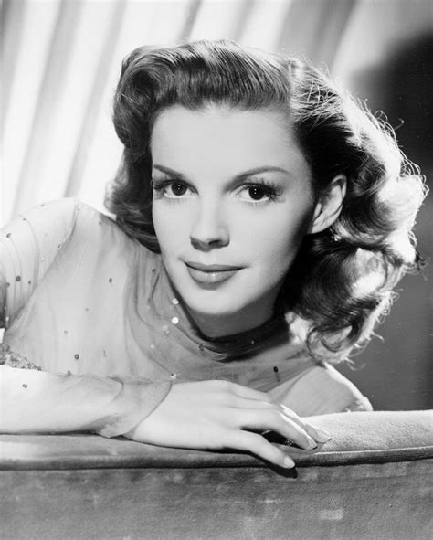 Judy Garland – Wikipedia, wolna encyklopedia.