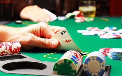 Jugar al poker con dinero real sin deposito.