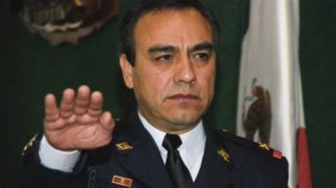 Julián Leyzaola