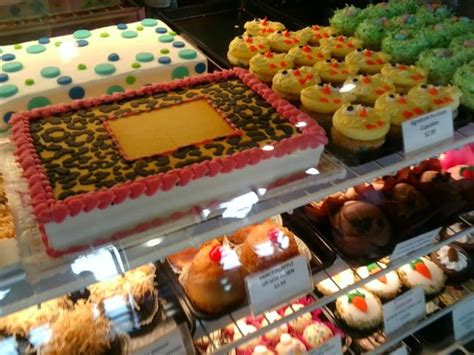 Top 10 Best Bakeries Near Murfreesboro, Tennessee. 1 . The Three Mothers Cuisine & Bakery. “Such a nice addition to our bakery scene. So many delicious pastry choices.” more. 2 . Julia’s Homestyle Bakery. “The cakes are delicious. Beautiful, delicious sweets.