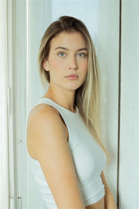 Julia P. Leaks [PPV] 180 Vids