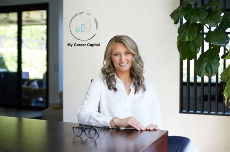 Julie Dal Santo - Founder & CEO - My Career Capital LinkedIn