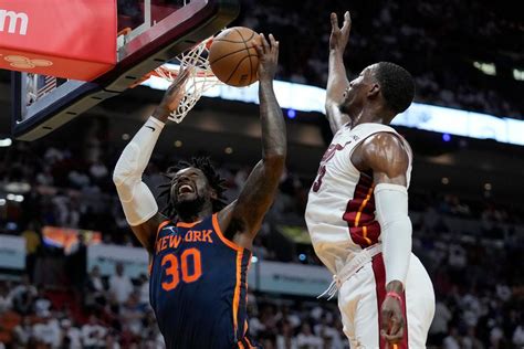 Julius Randle, Knicks struggle in wire-to-wire blowout Game 3 loss to Jimmy Butler, Heat