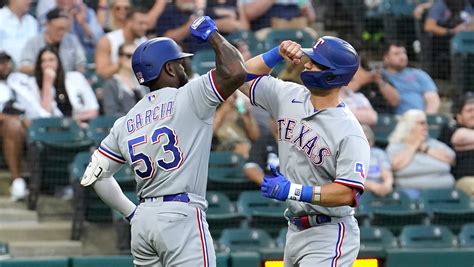 Jung hits 15th homer, Rangers hang on to beat White Sox 5-2