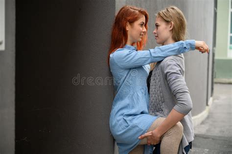 Jung lesbian porn. Tap into Getty Images' global scale, data-driven insights, and network of more than 340,000 creators to create content exclusively for your brand. 