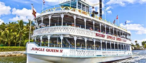 Jungle queen fort lauderdale. Le Jungle Queen Riverboat navigue sur les voies navigables de Fort Lauderdale depuis plus de 80 ans, depuis 1935. Jungle Queen Riverboat est célèbre pour la façon dont il traite ses invités, navigue sur des voies fluviales parfois étroites et crée une atmosphère divertissante pour tout le monde à bord. 