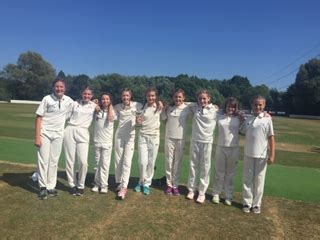 Junior Girls Cricket - Totton & Eling Cricket Club