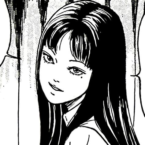 Junji ito pfp. Uzumaki (Japanese: うずまき, lit. "Spiral") is a seinen horror manga series written and illustrated by Junji Ito. Appearing as a serial in the weekly manga magazine Big Comic Spirits from 1998 to 1999, the chapters were compiled into three bound volumes by Shogakukan and published from August 1998 to September 1999. In March 2000, Shogakukan released an omnibus edition, followed by a ... 