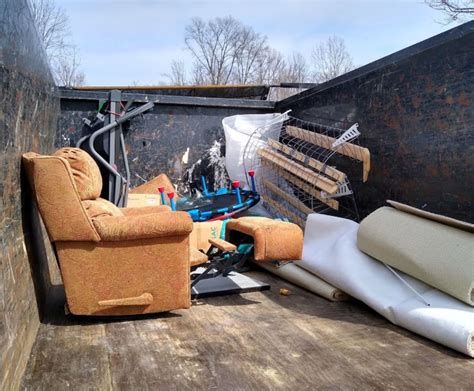 Junk furniture removal. The junk folder in your email inbox can quickly become overwhelming if it is not managed properly. Unwanted emails can pile up and make it difficult to find important messages. For... 
