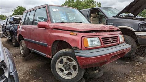 Junkyard Find: 1993 Suzuki Sidekick JX Four-Door Hardtop