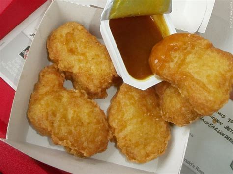 Jury awards $800,000 in damages to 4-year-old girl burned by McDonald’s chicken nugget