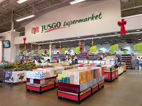Jusgo supermarket. Jusgo Supermarket is located on Bellaire Blvd in Houston Chinatown. An Asian supermarket, it stocks fresh produce, seafood, meat, asian groceries. 