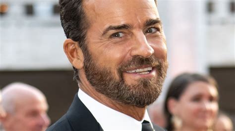 Porn 300sex Brazzers - Justin Theroux shares unexpected Valentine s Day message alongside beach  photo