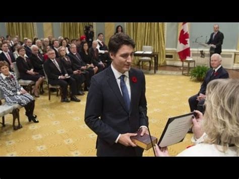 Justin Trudeau takes oath of office - YouTube