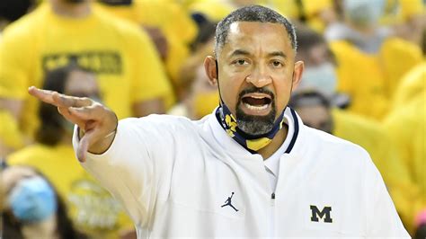 Juwan Howard suspended 5 games for hitting Wisconsin assistant coach