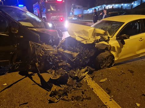 Kırklareli'nde panelvan ile otomobilin çarpıştığı kazada 2 kişi yaralandıs