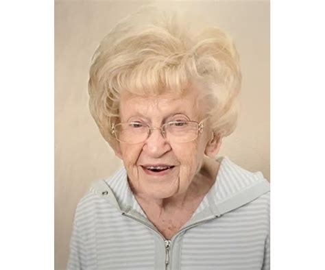 Peggy Halfhill Obituary. Peggy Lou Halfhill (Wray) August 27, 1926 - November 11, 2022. Parkville, Missouri - Born in KCK, Peggy graduated from Westport High School at 16 and married Frank Dryden .... 