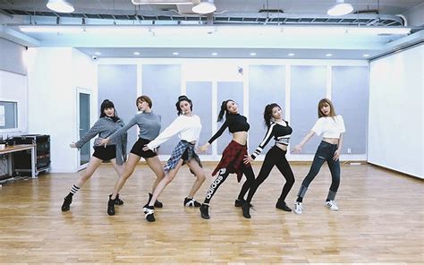 K pop dance classes near me. Get a taste of BTS and Black Pink in our super fun and easy to follow Kpop Classes. Drop in available. Dance like an MTV star today! DROP IN CLASSES - please check our IG for song of the week Date: Mondays 6:30-7:30pm starting March 25 Instructor: Wiley Location: Eglinton Studio Cost: 8 weeks course $180+HST/person, $25+HST/drop in 