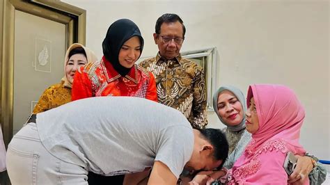 Kabar Bahagia Lebaran! 160 Napi di Karangasem Dapat ... - Dailymotion - wintechmobiles.com