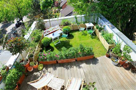 Kebun Nyempil di Atap Rumah - raincitystudios.com