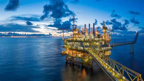 Kehidupan Pekerja Offshore Lepas Pantai - raincitystudios.com