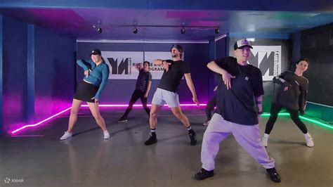 Kelas tari K-pop & pembuatan film pendek dengan idola ClickTheStar - muktibox.com