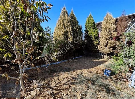 KEMALPAŞA YİĞİTLER KÖY MERKEZİNDE 1543 M2 İMARLI . 