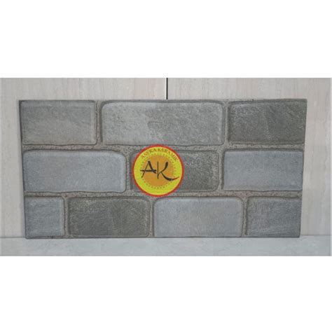 Keramik Motif Batu Alam 20X40 Dinding Rustic&Emboss - muktibox.com