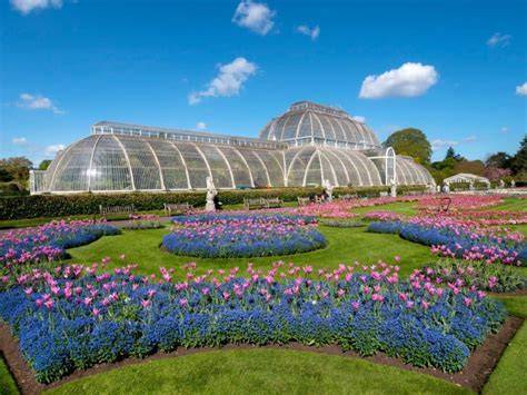 Kew Gardens | Kew - raincitystudios.com