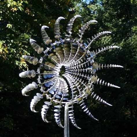 Kinetic Sculptures - Will Carr Sculpture - muktibox.com
