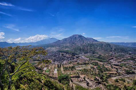 Kintamani Village | Batur Volcano and Lake Batur Site View - raincitystudios.com