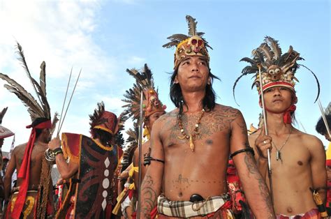 Know More About Borneo Dayak Tribe - Authentic Indonesia - wintechmobiles.com