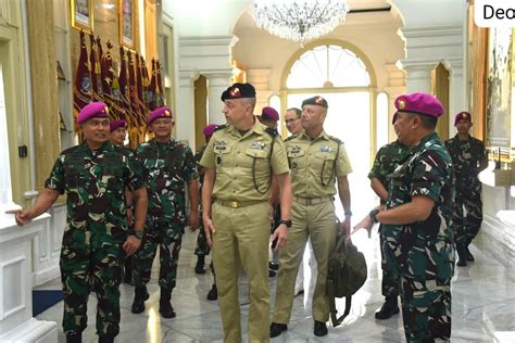 Komandan Belanda - wintechmobiles.com