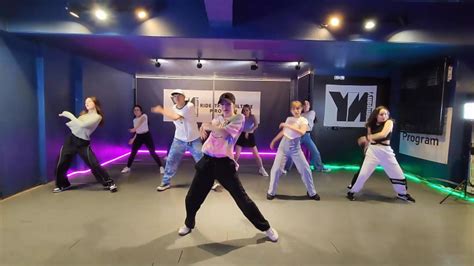 KPop Dance Class - Klook Indonesia - muktibox.com