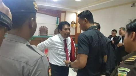 Kumpulan Berita Terbaru prof ahyak - VIVA Jatim - raincitystudios.com