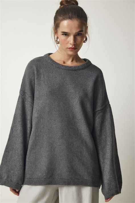 Kadın Basic Kazak & Hırka V Yaka Basic Kazak. 