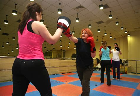 Kadın kick boks kursu
