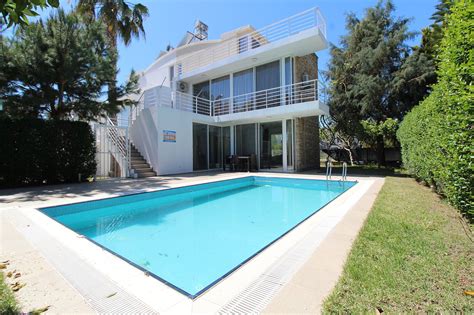 codini.rgarabwor.edu.pl. 