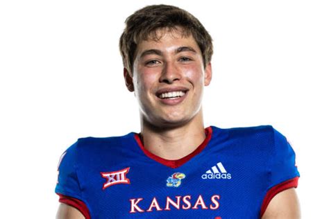Kunz transferred in the spring from Kapaun Mt. Carmel High in Wichita, Kansas where he was the back-up quarterback as the Crusaders had a very successful season. He finished 15-of-23 on the year .... 