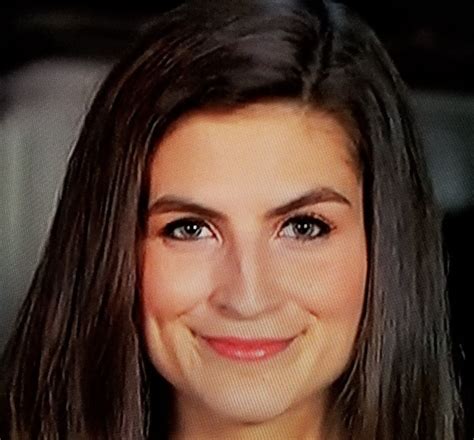 Kaitlan Collins Mouth Surgery : Kaitlan is known for her "smirk smile". A few orthodontic and dental treatment centers have advertised the fact that they can help with gaining a 'smirky' smile like Kaitlan. However, if she, personally, had any surgery is unknown.