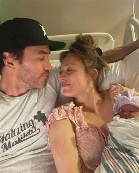 Kaley Cuoco has 1st child, a daughter, with Tom Pelphrey