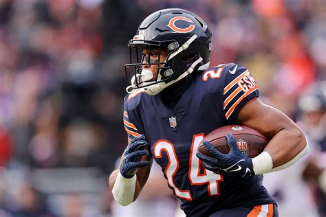 Khalil Herbert caught a career-high 1 touchdown reception on 2 occasions, most recently during the Chicago Bears 31-28 loss against the Denver Broncos on October 1, 2023. Yards From Scrimmage: Khalil Herbert gained a career-high 169 yards from scrimmage during the Chicago Bears 23-20 win against the Houston Texans on September 25, 2022.. 
