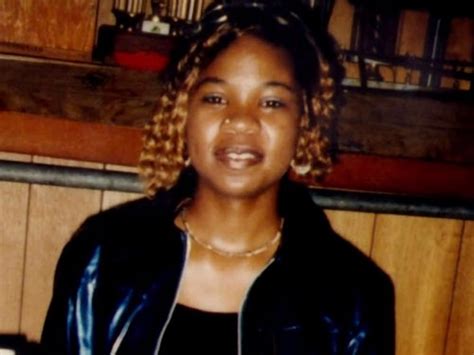  Added: Feb 25, 2000. Find a Grave Memorial ID: 1012276. Sponsored by Kirstie Perkins. Source citation. Curtisha was a senior at Riverhead High School. She was stabbed to death and left behind the school. Kalila Taylor was convicted twice and sentenced to 25 years to life in prison. She was jealous and thought her boyfriend was paying too much ... . 