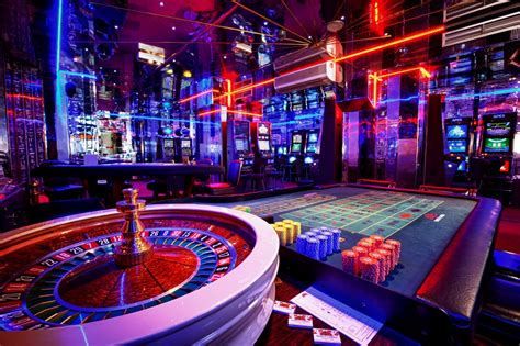 Kalininqradda foto kazino  Kazinonun ən populyar oyunlarından biri pokerdirs